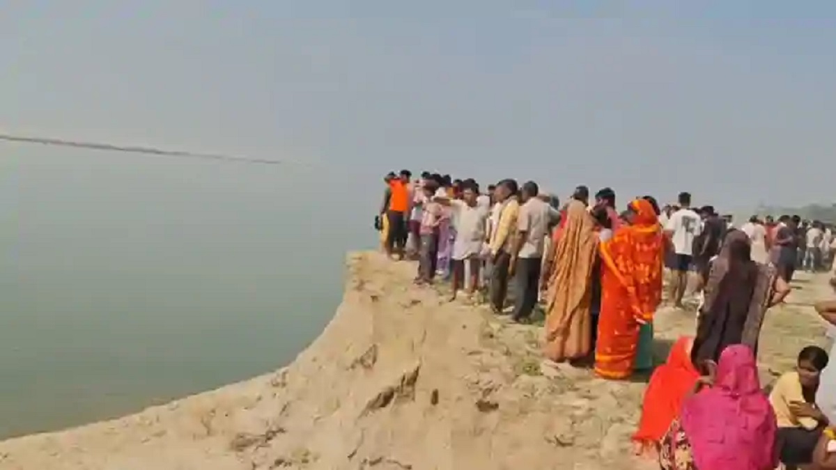 रामनवमी के दिन बिहार में बड़ा हादसा: गंगा स्नान के दौरान एक ही परिवार के 5 लोग नदी में डूबे, पसरा मातम