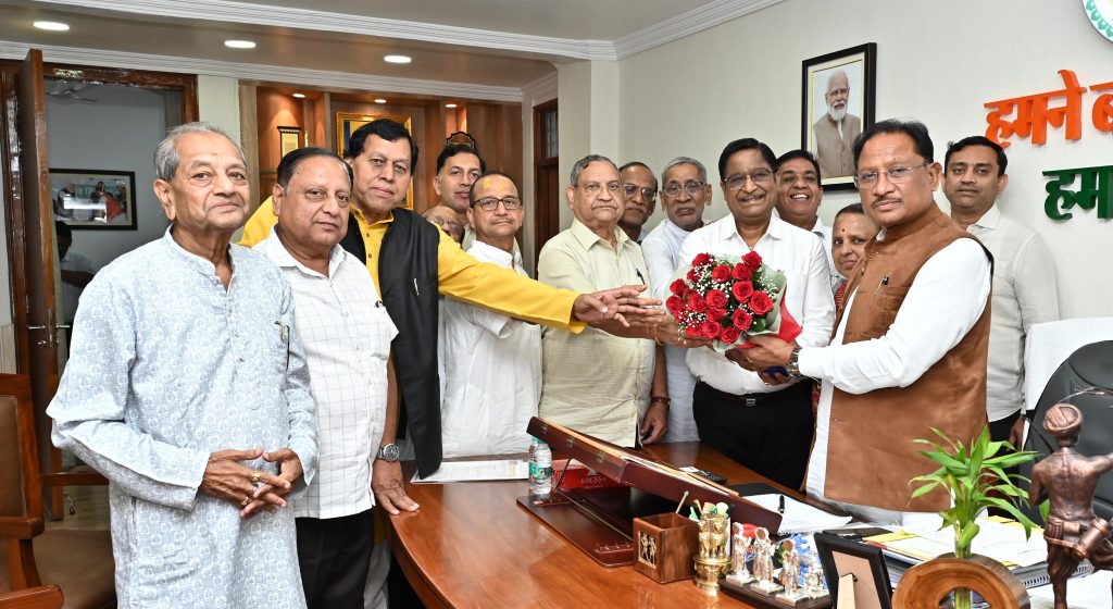 राज्यसभा सीट के लिए गौरीशंकर अग्रवाल को उम्मीदवार बनाने की मांग, अग्रवाल समाज ने मुख्यमंत्री साय से की भेंट