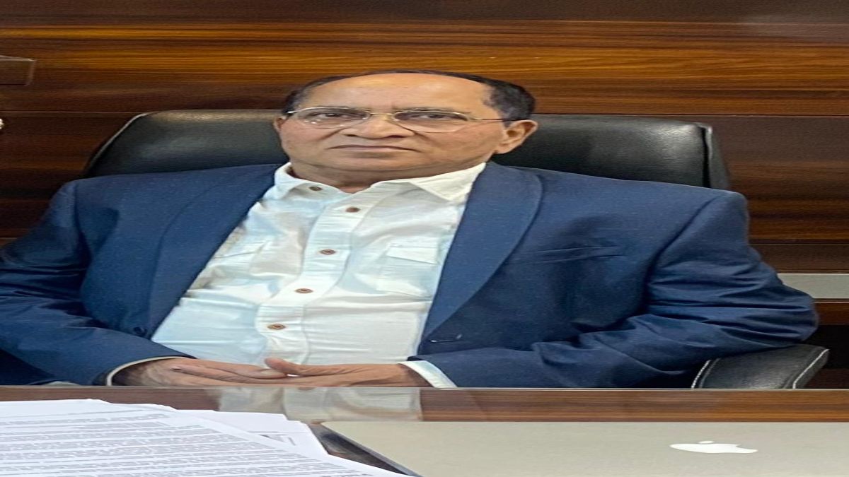 डॉक्टर की संदिग्ध परिस्थितियों में मौत मामलाः परिजनों ने साथी डॉक्टरों पर प्रताड़ना के लगाए गंभीर आरोप, न्यायिक जांच की मांग