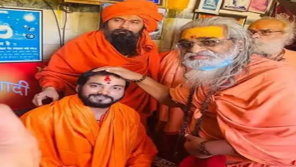महाकाल मंदिर के महंत विनीत गिरी का इस्तीफा: 6 साल पहले संभाली थी गादी, श्री पंचायती महानिर्वाणी अखाड़े के महंत ने वजह बताई स्वास्थ्य समस्या
