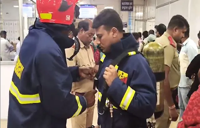 कटक SCB अस्पताल में फिर मंडराया आग का खतरा, 2 दिन पहले हादसे में गई थी 13 जानें