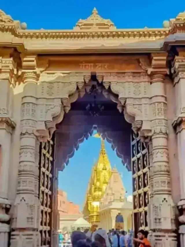 Women’s Day Special: काशी विश्वनाथ मंदिर में महिला दिवस पर विशेष दर्शन….