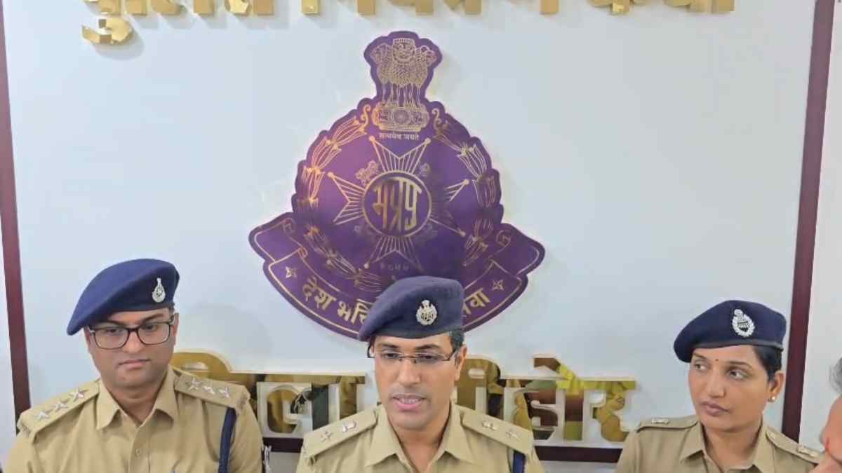 इछावर में 73 लाख की दो बड़ी चोरियों का खुलासा: 12 आरोपी गिरफ्तार, जमीन में दफन जेवर बरामद