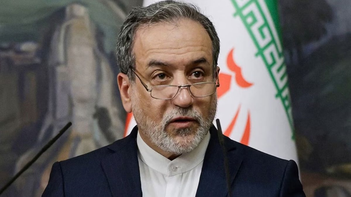 अमेरिका और इजरायल का स्टील प्लांट पर ताबड़तोड़ हमला, ईरानी विदेश मंत्री अराघची ने अल्टीमेटम देते हुए कहा- ‘भारी कीमत चुकानी पड़ेगी’