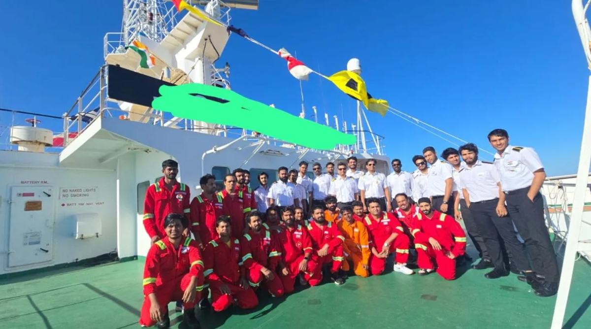 ‘मिसाइलें और ड्रोन ऊपर से गुजर रहे… हर तरफ खौफ का मंजर’, होर्मुज स्ट्रेट के पास फंसा LPG टैंकर, भारतीय कैप्टन विश्वकर्मा समेत 33 भारतीय की सरकार से गुहार