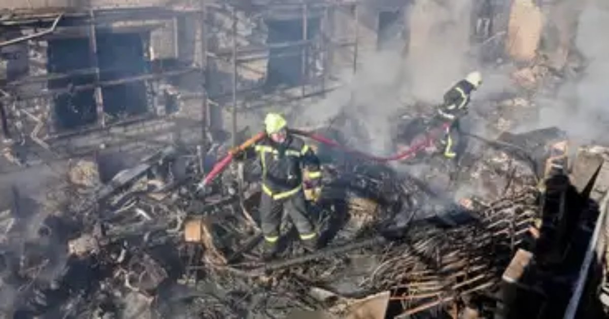 मिडिल ईस्ट जंग के बीच रूस ने कीव पर बरपाया कहर; 430 ड्रोन और 68 मिसाइलें दागीं, 4 की हुई मौत 15 घायल