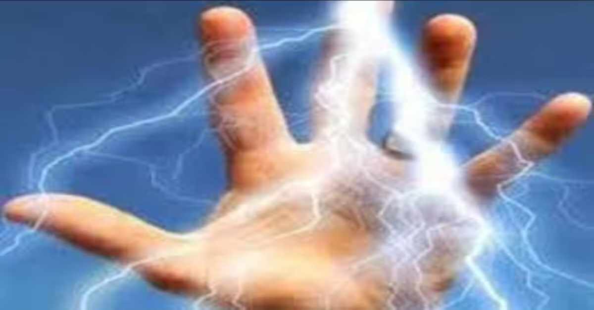 किसकी लापरवाही बनी मौत? करंट की चपेट में आने से  2 किसानों की गई जान, बिजली विभाग पर लापरवाही का आरोप