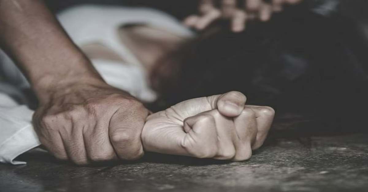 हवस, होटल और हैवानियतः महिला के साथ गेस्ट में दोस्त के साथ ऑटो चालक ने किया रेप, जानिए दरिंदगी की पूरी वारदात