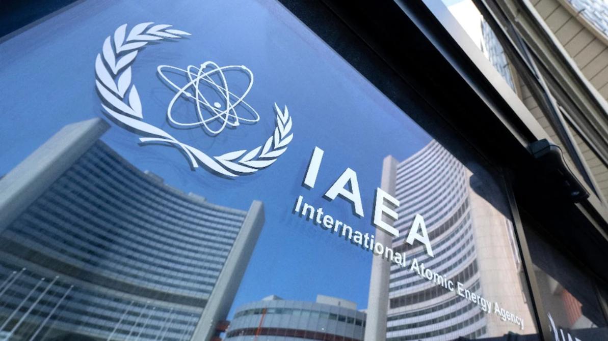 जंग के बीच IAEA की बड़ी चेतावनी, कहा – फैल सकता है रेडिएशन, कई शहरों को कराना पड़ सकता है खाली