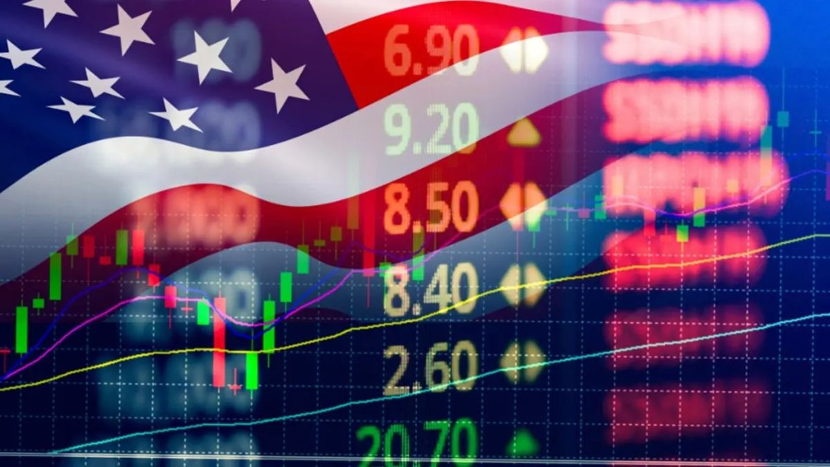 US Stock Market Crash: अमेरिकी शेयर बाजार में हाहाकार, वॉल स्ट्रीट 1247 अंक क्रैश, जानिए क्यों सहमे निवेशक ?
