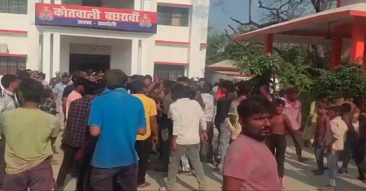 हमला अचानक हुआ… होली के रंग में हुड़दंगियों ने डाला भंग, नाचते-गाते युवकों के समूह पर दूसरे समुदाय के कुछ लोगों ने बरसाए ईंट और पत्थर, 5 गंभीर रूप से घायल