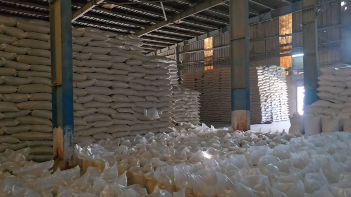 Iran Israel War: बासमती चावल कारोबार पर असर, एमपी में निर्यात पिछले 6 दिनों से ठप, करोड़ों का चावल बंदरगाहों और समुद्र में फंसा