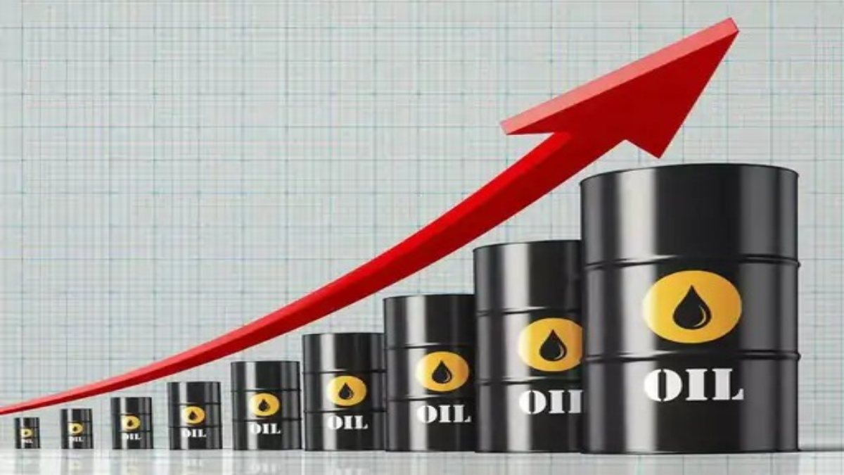 Crude Oil Prices Hike : कच्चा तेल 2022 के बाद सबसे महंगा, 150 डॉलर तक पहुंच सकती हैं कीमत