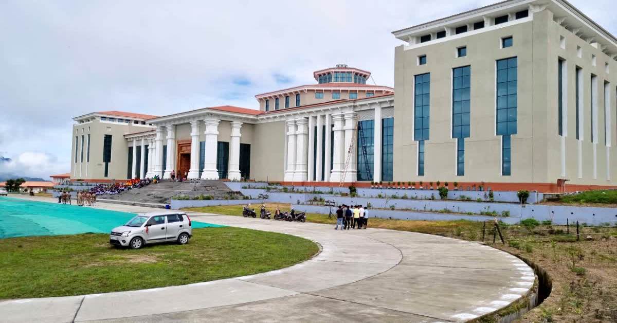 सदन के पटल पर रखा गया ‘देवभूमि परिवार विधेयक- 2026’, कानून बनने से योजनाओं के लाभार्थियों को मिल सकेगी सहायता