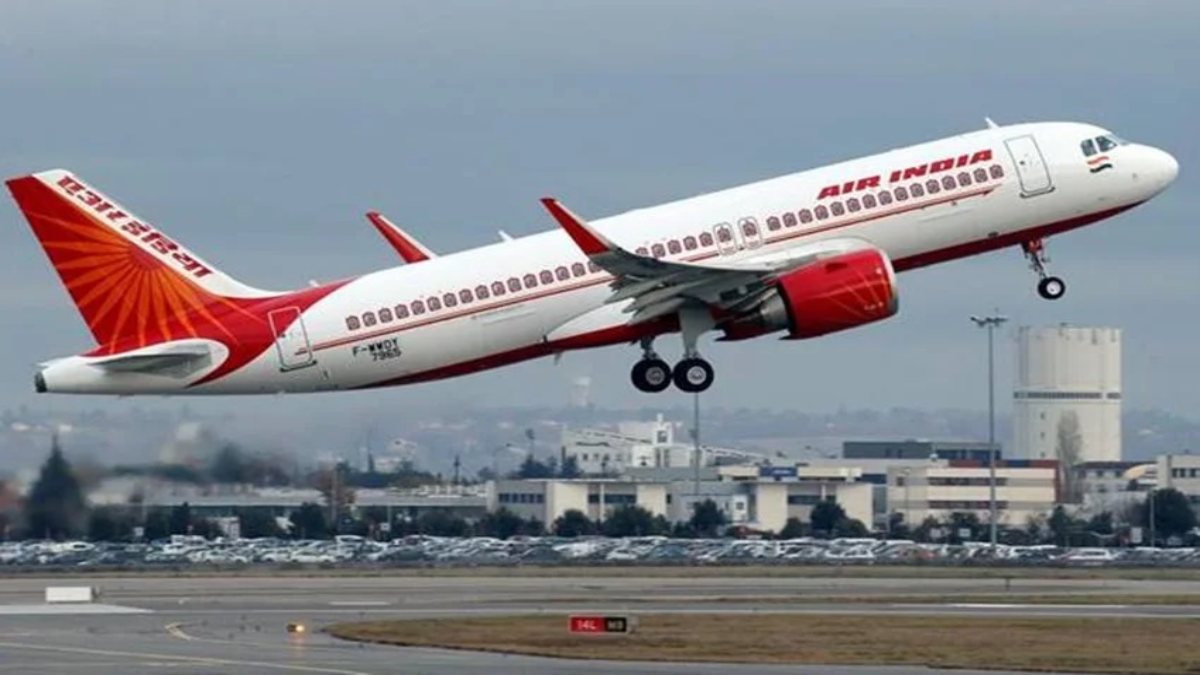 Flight Ticket Booking Rules : फ्लाइट में मनपसंद की सीट फ्री में चुन सकेंगे यात्री, नहीं लगेंगे चार्ज, पढ़िए DGCA New Guidelines