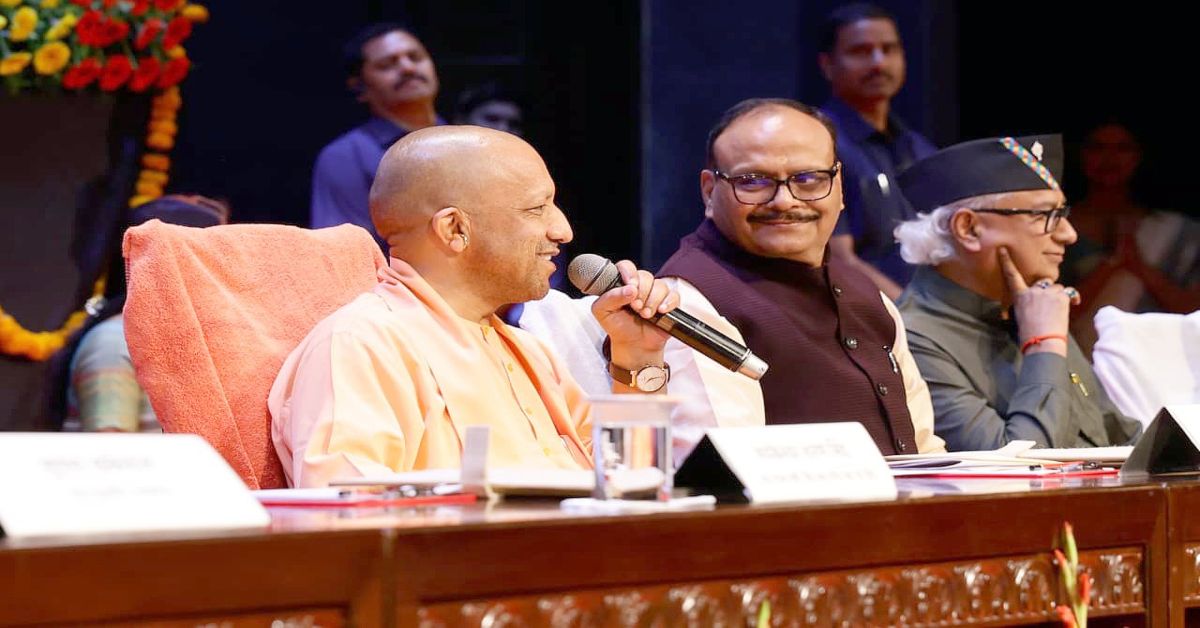 सीएम योगी ने 1,228 नर्सिंग अधिकारियों को सौंपा नियुक्ति पत्र, कहा- आपकी सेवा और संवेदनशीलता मरीजों के साथ जुड़ती है, तो उसके सकारात्मक परिणाम स्पष्ट दिखाई देते हैं