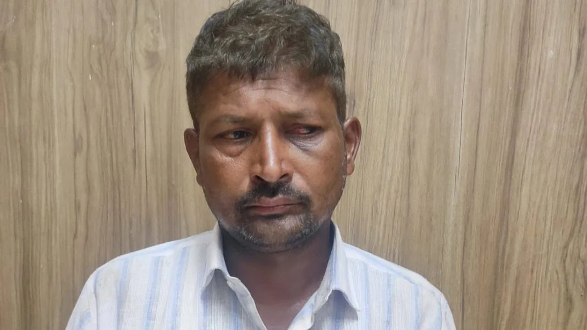 चोरी के शक में 2 बेटियों को पैर से बांध रातभर छत से उल्टा लटकाया; रातभर सोता रहा निर्दयी पिता, हत्यारा बाप गिरफ्तार