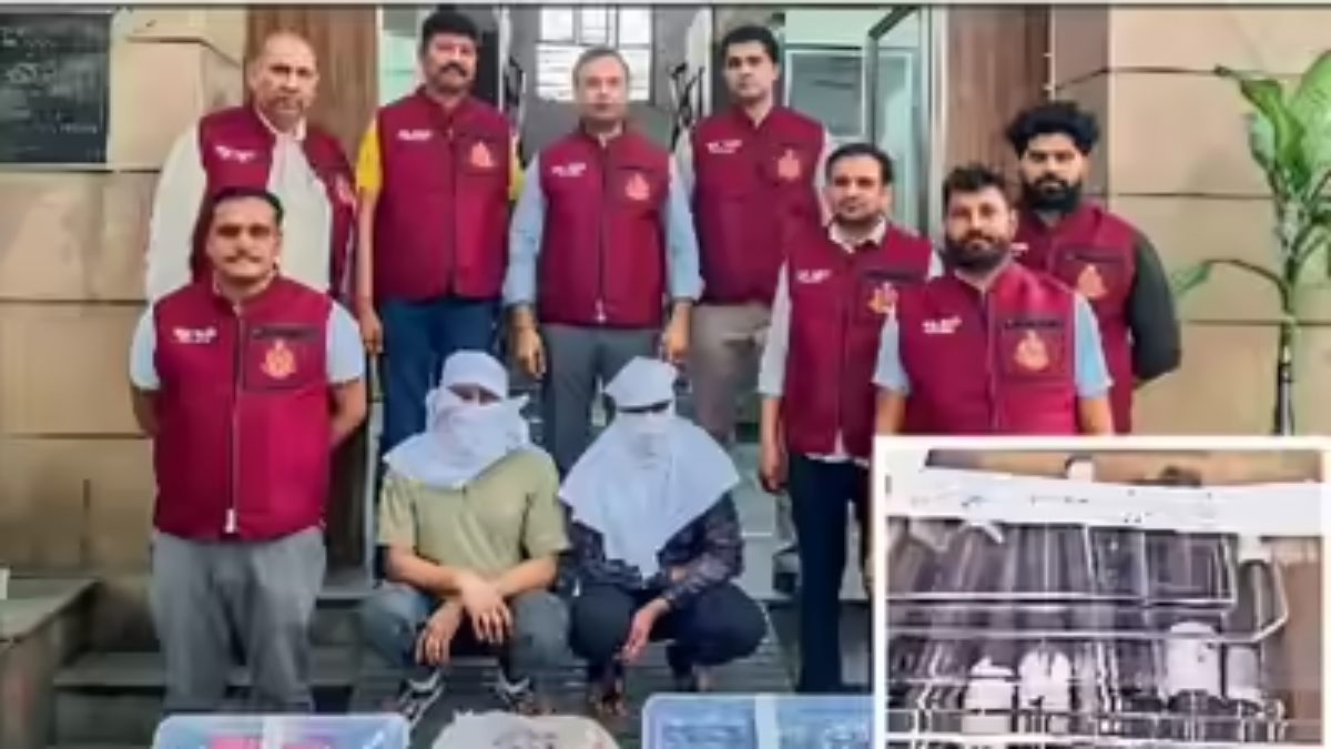 दिल्ली क्राइम ब्रांच ने किया मेरठ में पेन पिस्टल बनाने की फैक्ट्री का भंडाफोड़, अवैध हथियार तस्करी पर बड़ी कार्रवाई, 2 आरोपी गिरफ्तार