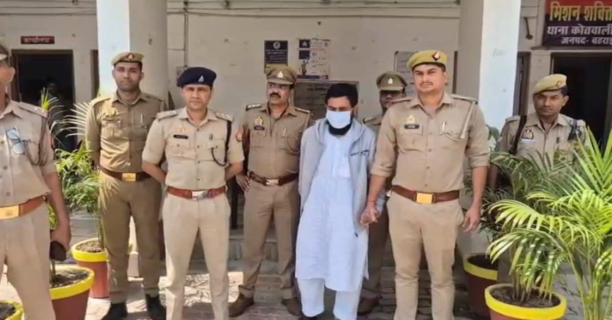 CM योगी की मां पर आपत्तिजनक टिप्पणी करने वाला मौलाना गिरफ्तार, जानिए कहां घसीट लाई UP पुलिस