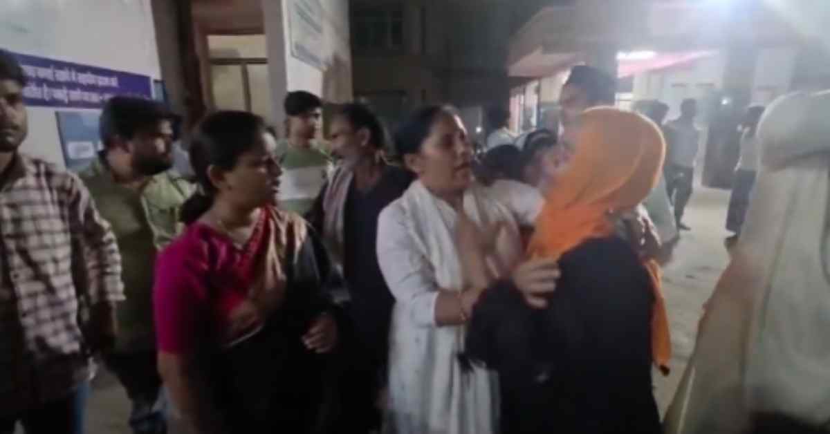 कन्नौज में भीषण सड़क हादसा: तेज रफ्तार ट्रैक्टर ने 2 बाइकों को मारी टक्कर, 3 लोगों की मौत