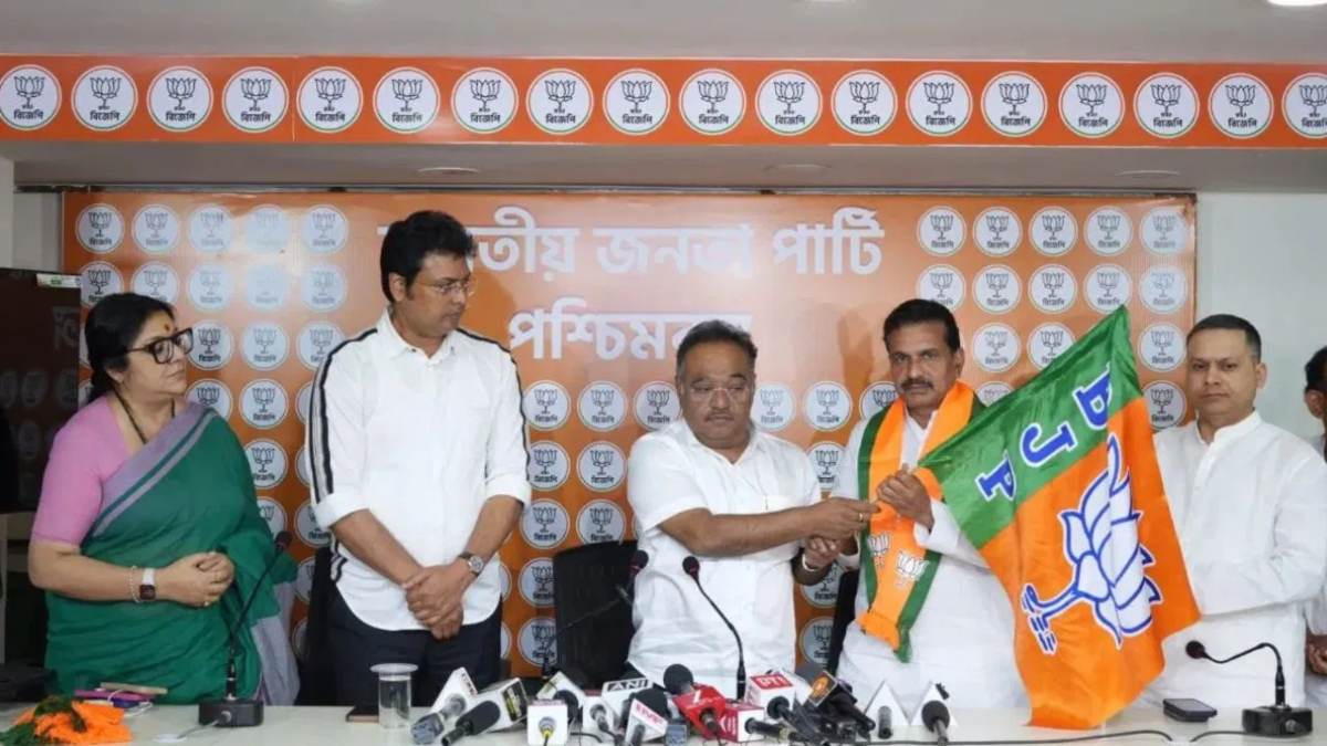 कोलकाता में कांग्रेस को बड़ा झटका, चार बार के पार्षद संतोष पाठक भाजपा में शामिल