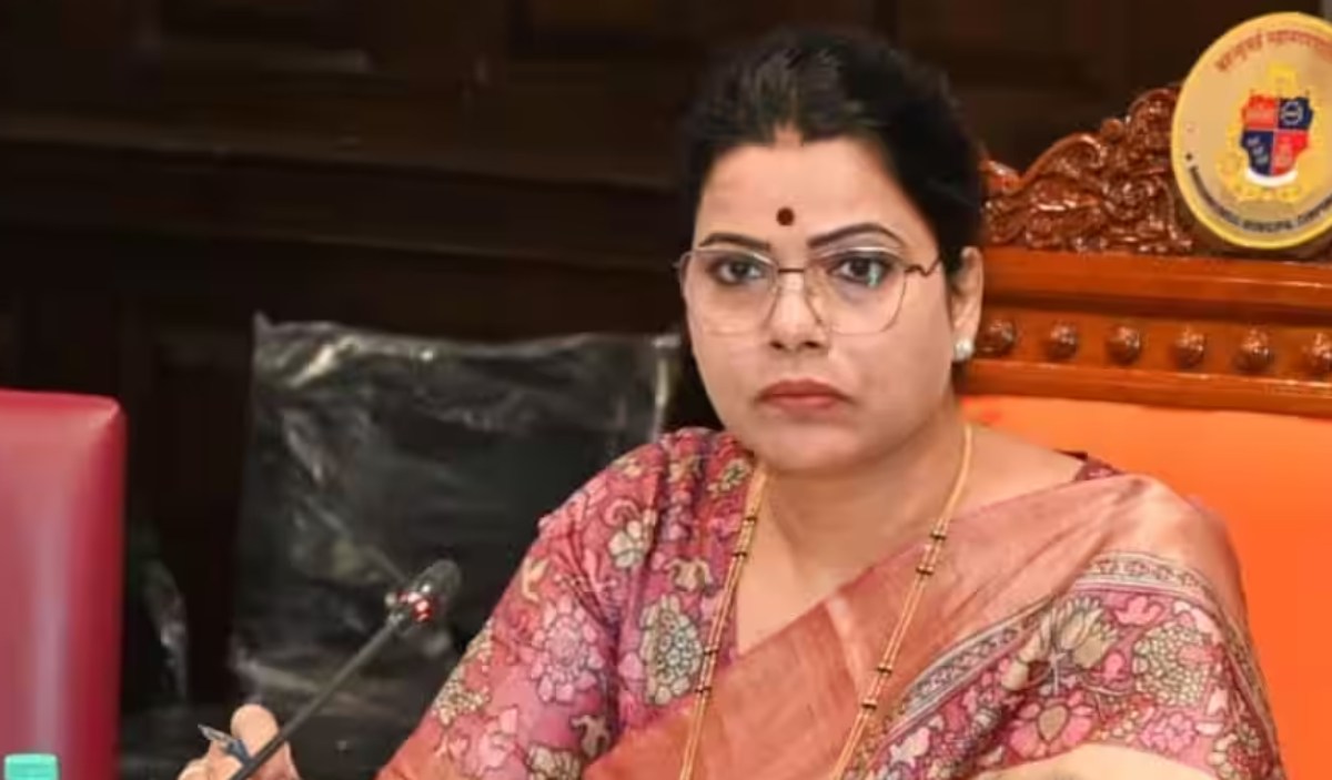 कोर्ट से मुंबई की मेयर रितू तावडे को बड़ा झटका, याचिका खारिज करते हुए कहा- मुकदमा जारी रहेगा