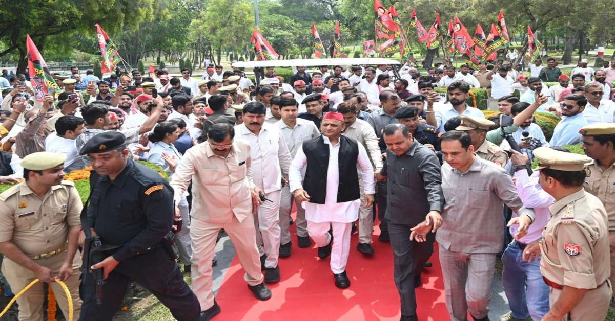 ‘यूपी में कानून-व्यवस्था बर्बाद…’, अखिलेश ने BJP सरकार पर बोला हमला, कहा- अपराधियों और आरोपियों को बचाया जा रहा