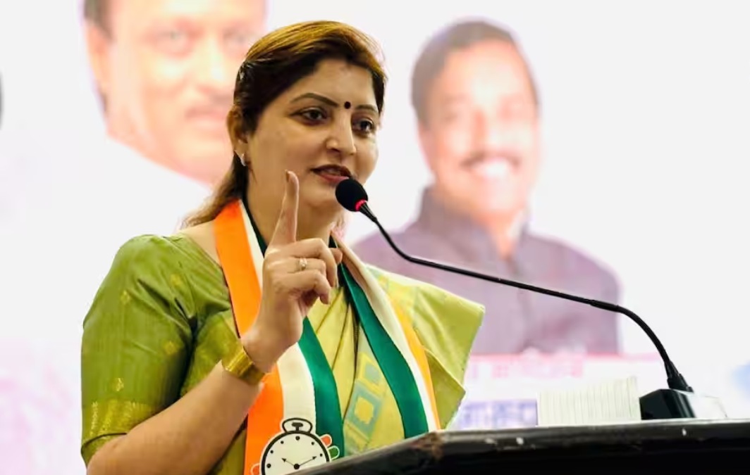 फर्जी बाबा अशोक खरात केस: रूपाली चाकंकर ने NCP महिला विंग की प्रदेश अध्यक्ष पद से दिया इस्तीफा