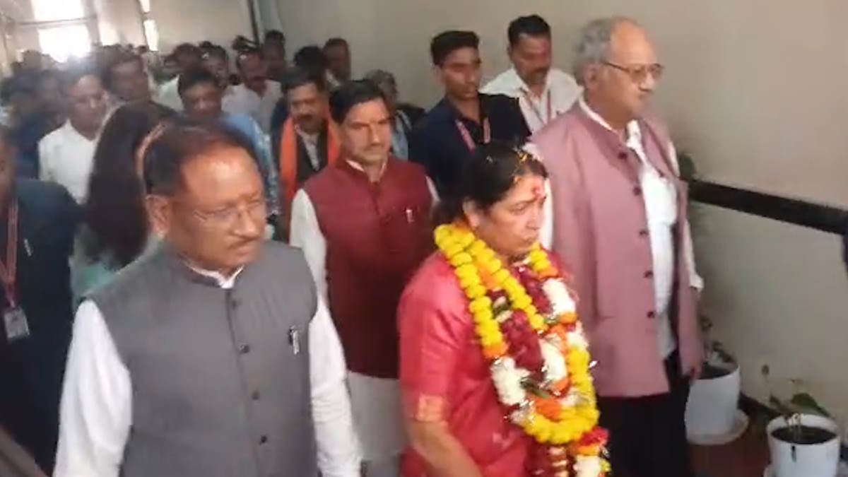 राज्यसभा के लिए भाजपा प्रत्याशी लक्ष्मी वर्मा ने दाखिल किया नामांकन, मुख्यमंत्री विष्णु देव साय बने प्रस्तावक…