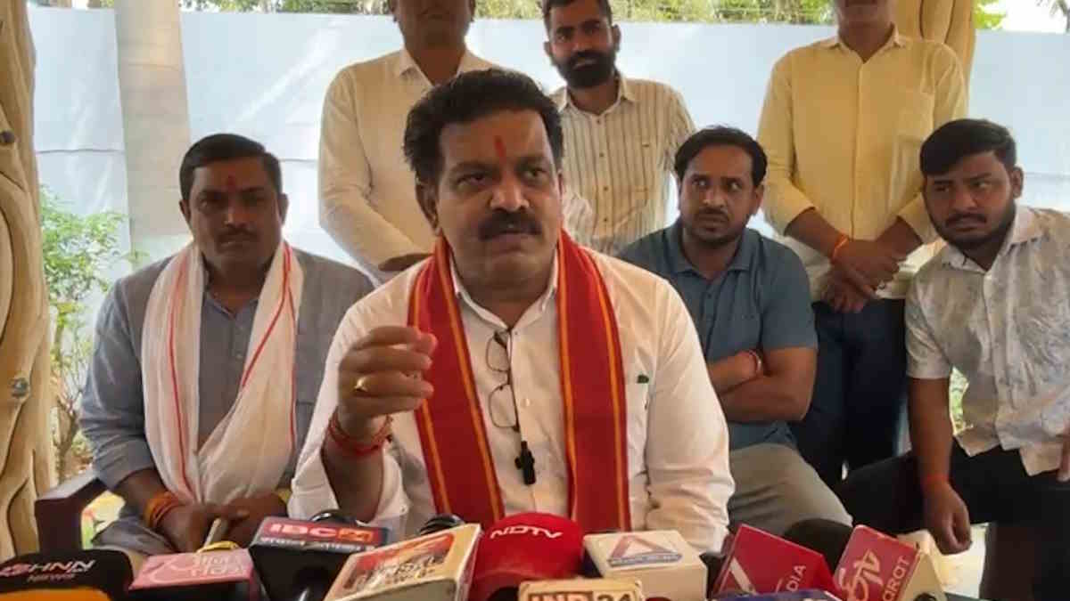 उप मुख्यमंत्री विजय शर्मा का बड़ा बयान, कहा- पापाराव के आत्मसमर्पण के बाद छत्तीसगढ़ में खत्म हुआ नक्सलवाद…