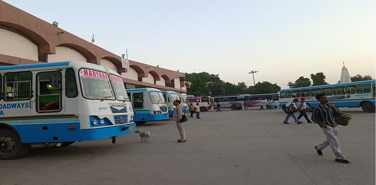 सिरसा डिपो में टिकट गबन का बड़ा खुलासा: उड़नदस्ते की रेड में पकड़ी गई धांधली, 34 यात्री मिले बिना टिकट और एक कंडक्टर सस्पेंड