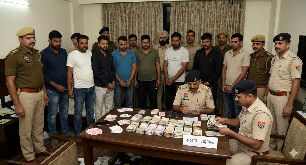कुरुक्षेत्र के निजी होटल में चल रहे बड़े सट्टे का भंडाफोड़: 12 आरोपी गिरफ्तार, ढाई लाख की नगदी बरामद
