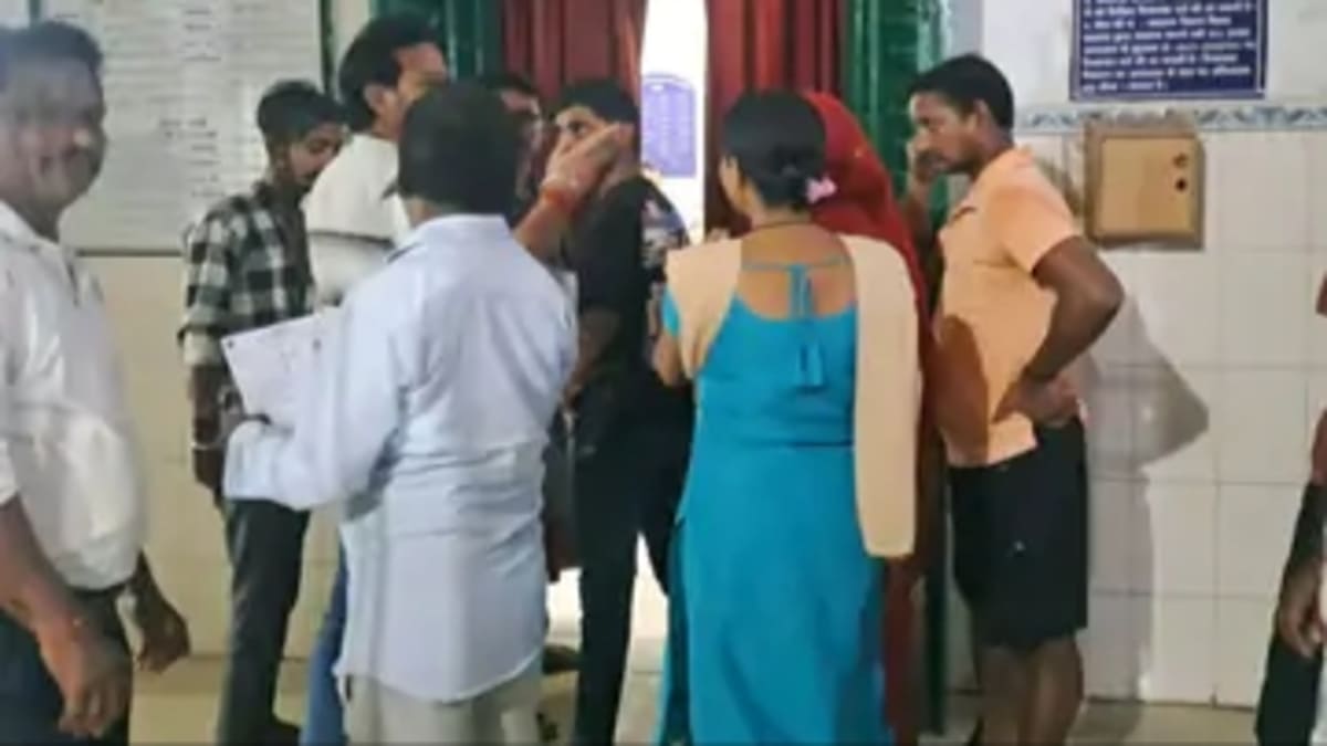 गया में सुबह से दोपहर तक 40 राहगीर हुए डॉग बाइट के शिकार, लगा एंटी रेबीज इंजेक्शन, नगर निगम बेपरवाह