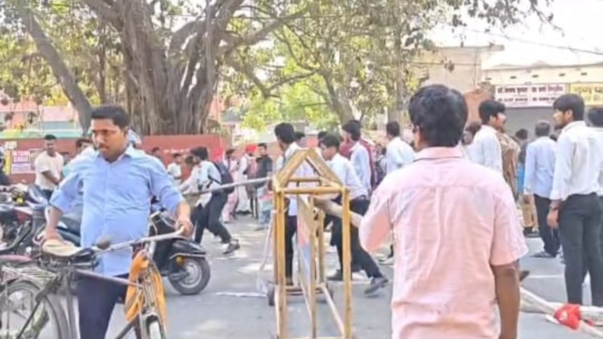 मोतिहारी में उपराष्ट्रपति के दौरे के लिए हुई बैरिकेडिंग बनी काल, बस ने BCA छात्र को कुचला, मौके पर मौत