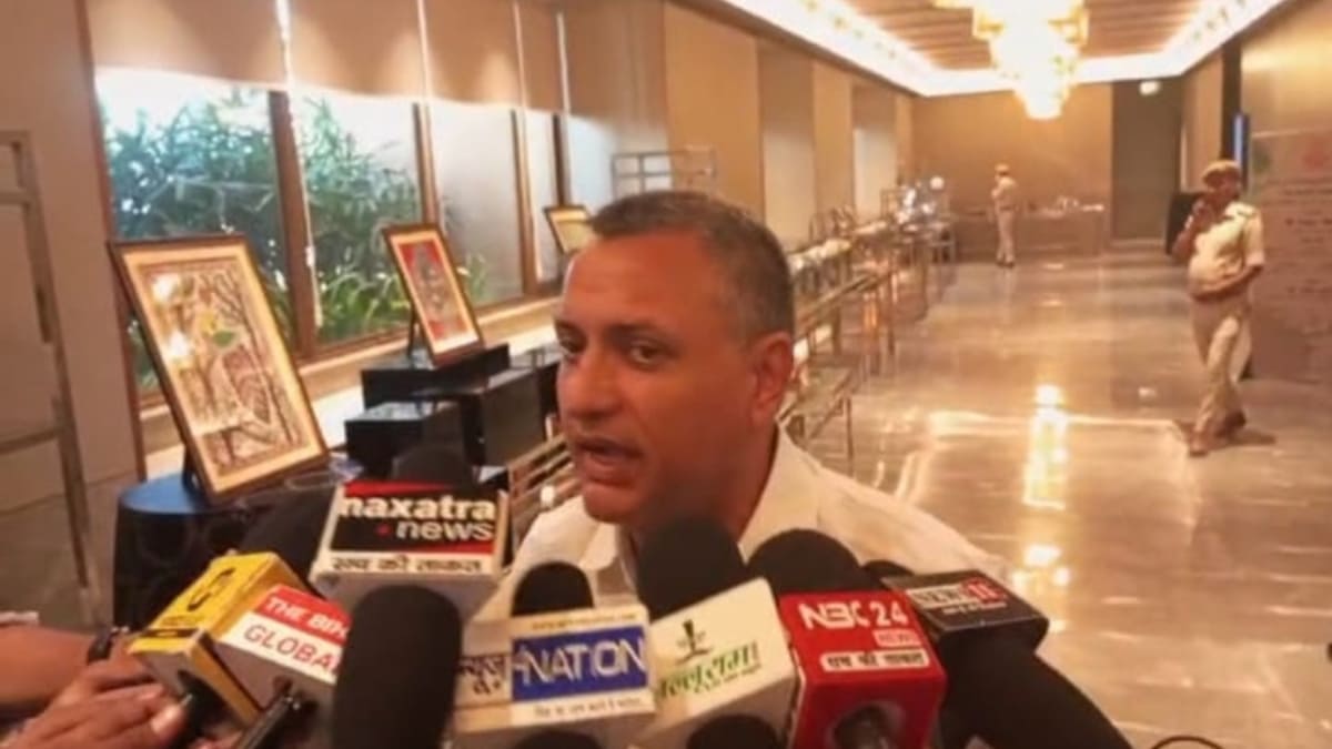 बिहार में शराब यमराज बनकर ले रही जान, तस्करों को संरक्षण का आरोप-सुधाकर सिंह का सरकार पर निशाना