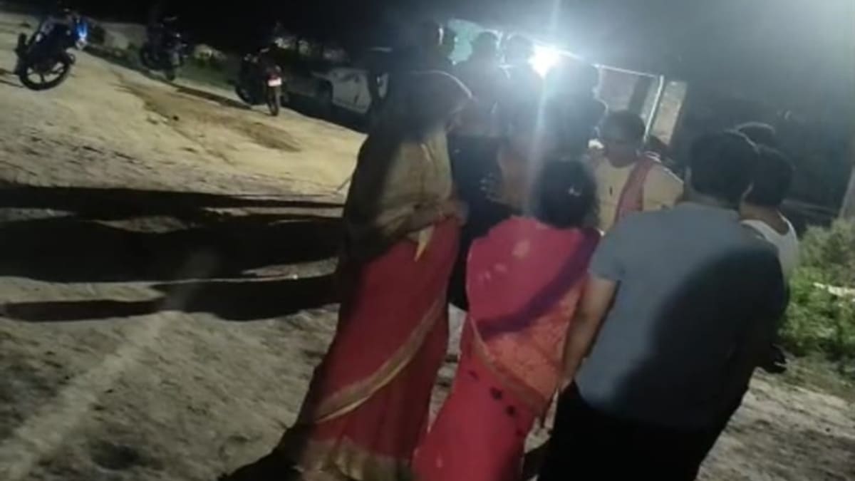 पद के मद में चूर कृषि विभाग का अधिकारी, उड़ाई कानून की धज्जियां, बोला पुलिस मेरी मुट्ठी में, पढ़ें पूरी खबर