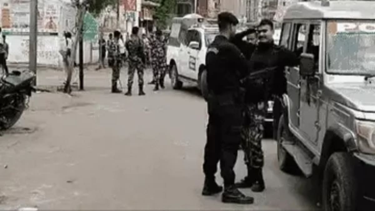 प्रदेश में एक बार फिर NIA की रेड, बिहार ATS की संयुक्त टीम ने की छापेमारी, पब्लिक मूवमेंट पर भी रोक, हो सकते है बड़े खुलासे!