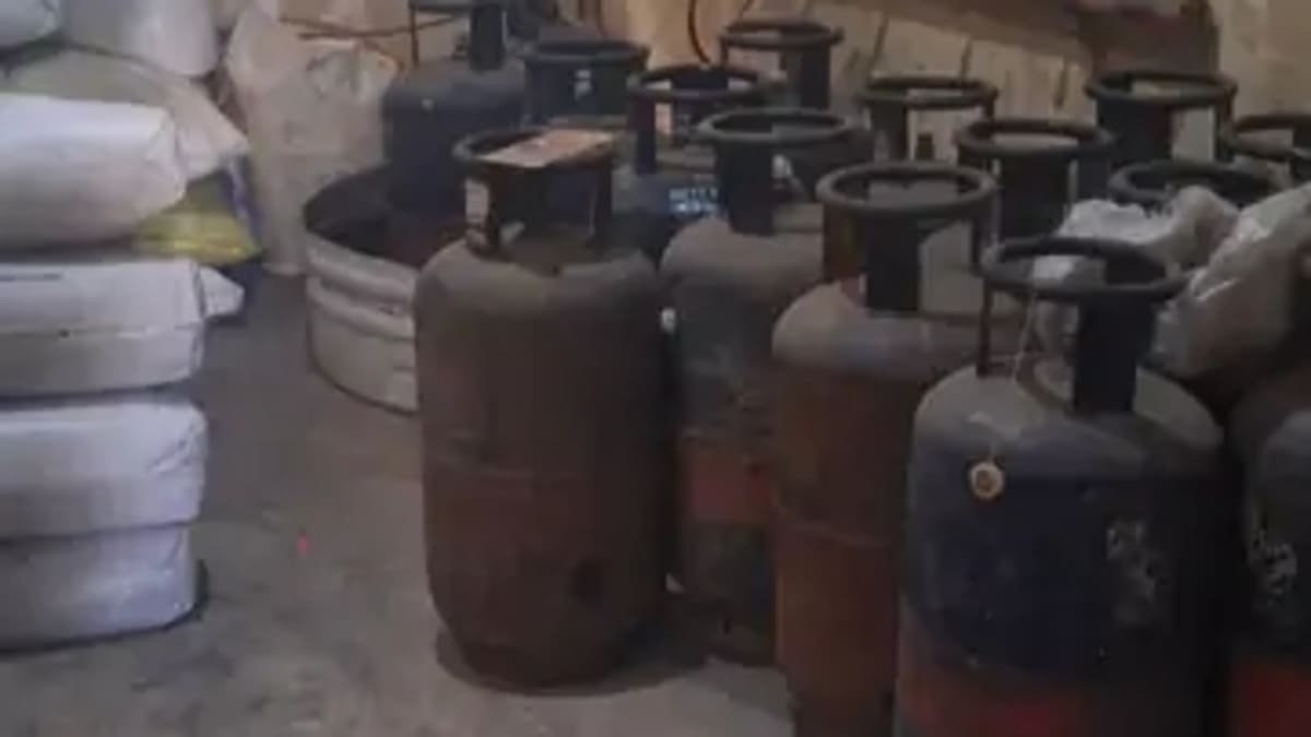 औद्योगिक क्लस्टर की टूट रही है कमर, फैक्ट्रियों में लग रहा ताला, जानें क्या है मामला