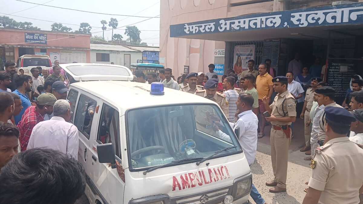 सुल्तानगंज में रफ्तार का कहर, अनियंत्रित कार ने तीन स्कूली बच्चों को रौंदा, हालत गंभीर