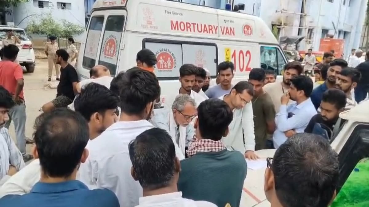 सावधान! रेस्टोरेंट में खाने से फूड पॉइजनिंग से युवक की मौत, रेस्टोरेंट सील