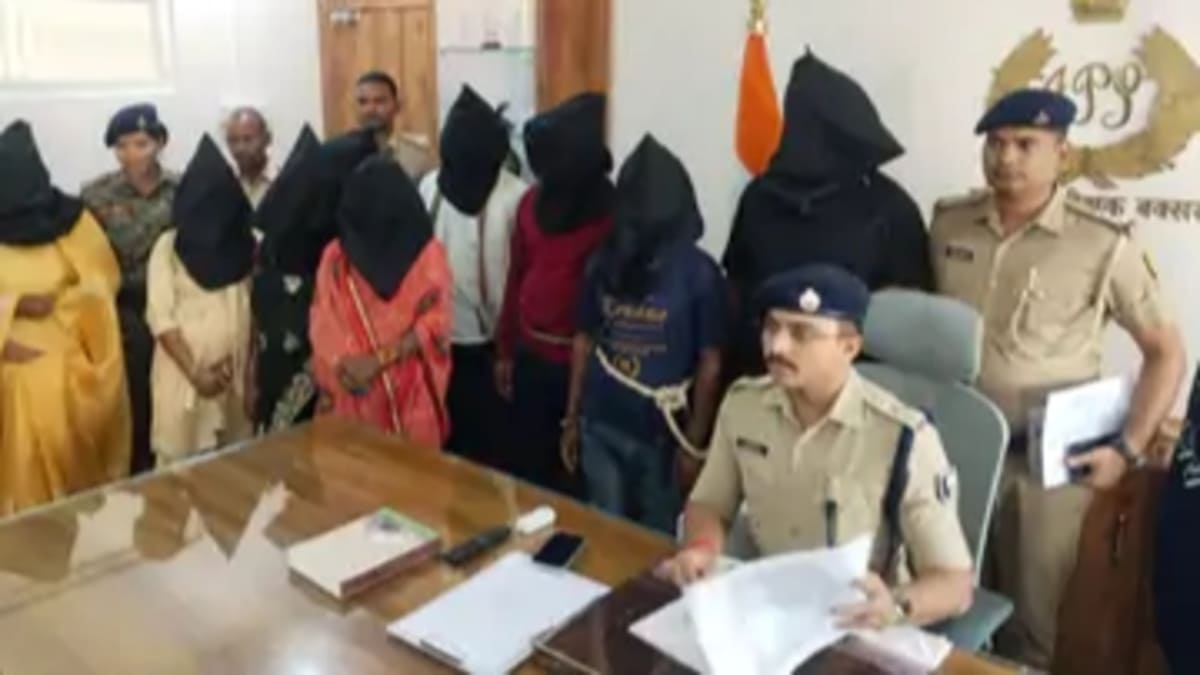 सावधान! कहीं आप भी तो नहीं हो रहे ऐसे गिरोह के शिकार, जानें कैसे बुना जा रहा ठगी का जाल, 8 गिरफ्तार