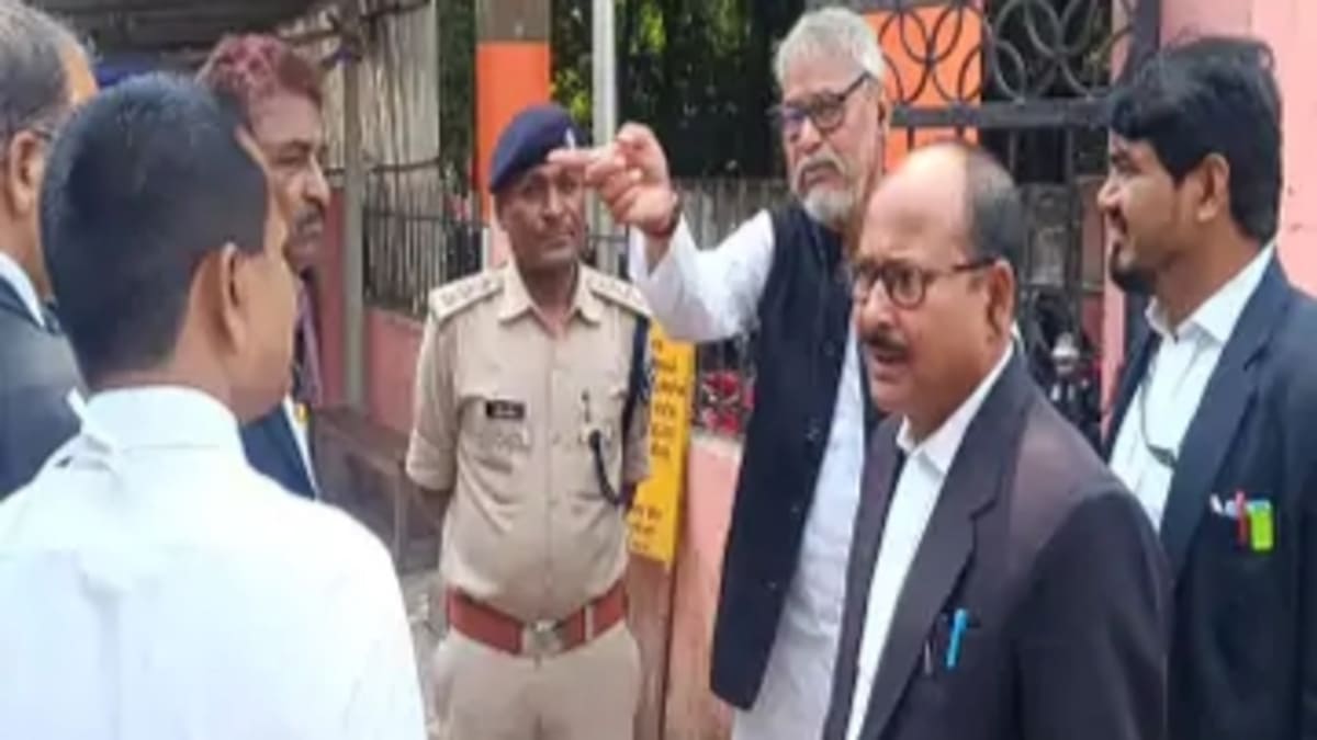 बिहार में फिर बम की धमकी से मचा हड़कंप, सुरक्षा एजेंसियां अलर्ट पर, पढ़ें पूरी खबर