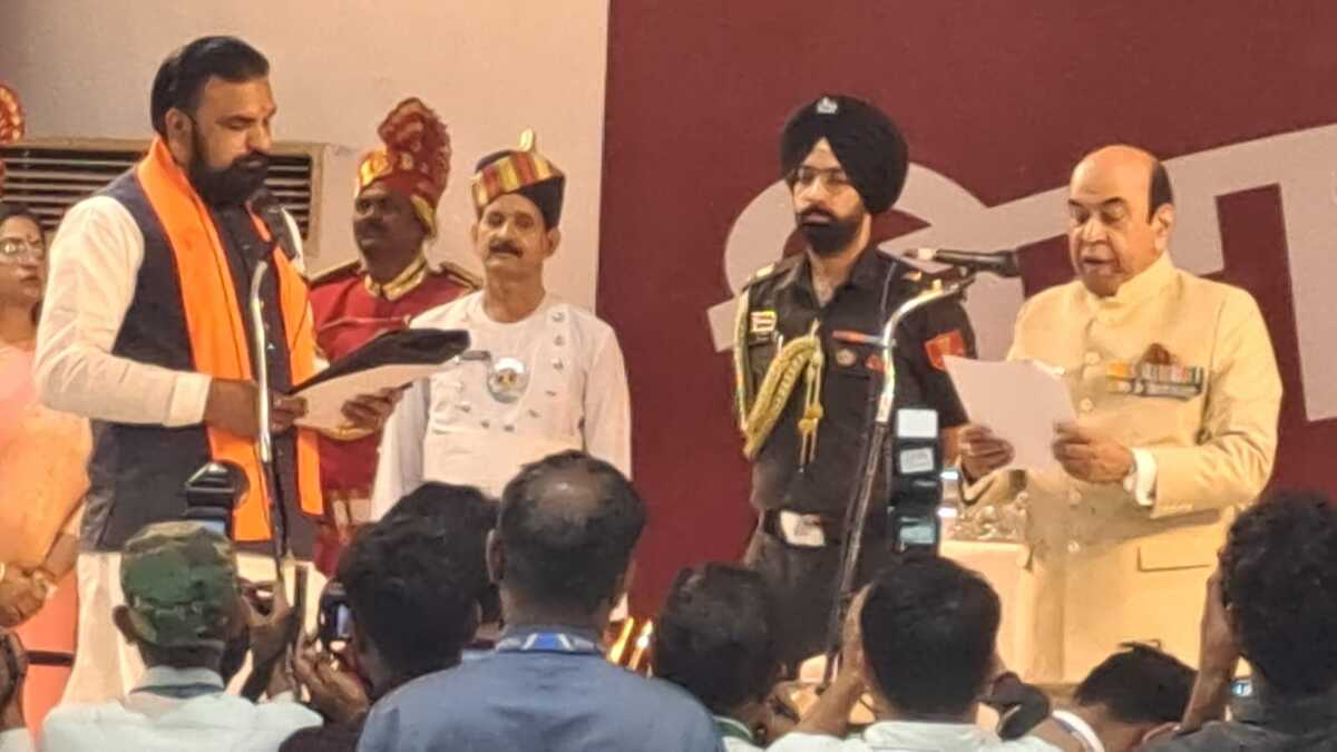 सम्राट चौधरी ने संभाली कमान, बिहार में नए सियासी युग की शुरुआत, 24वें मुख्यमंत्री के तौर पर ली शपथ