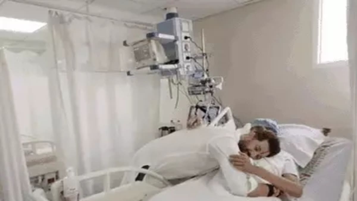 पशुपति पारस की हालत नाजुक, फेफड़ों में संक्रमण के बाद वेंटिलेटर पर, चिराग बोले- वे मेरे पिता समान