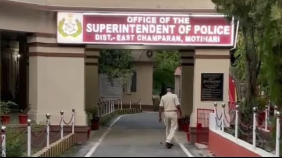 मोतिहारी की 3 स्कूली छात्राएं घर से भागीं, जानें क्या की पुलिस ने कार्रवाई, ये है पूरी कहानी