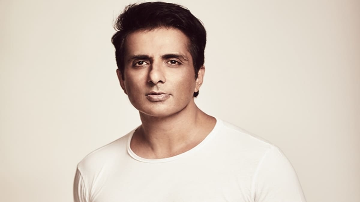 ​अनंत सिंह के घर लिट्टी-चोखा खाएंगे सोनू सूद? बॉलीवुड के मसीहा और बिहार के बाहुबली की बातचीत वायरल