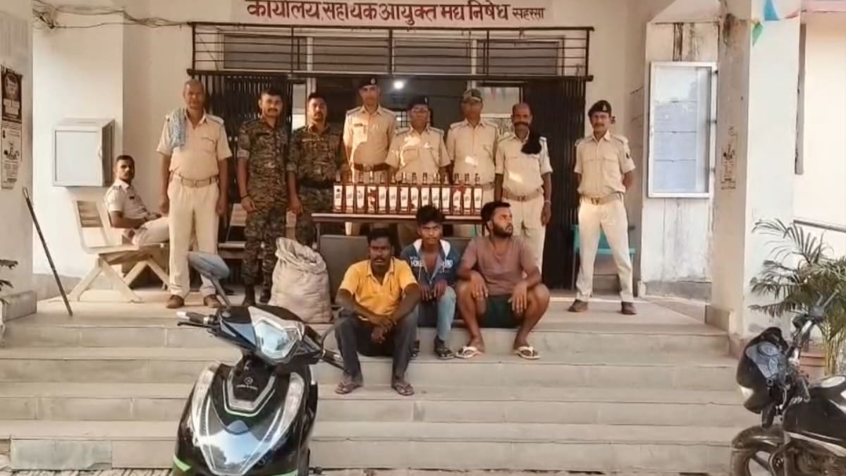 उत्पाद विभाग की ताबड़तोड़ छापेमारी में 4 शराब तस्कर ढेर, भारी खेप बरामद