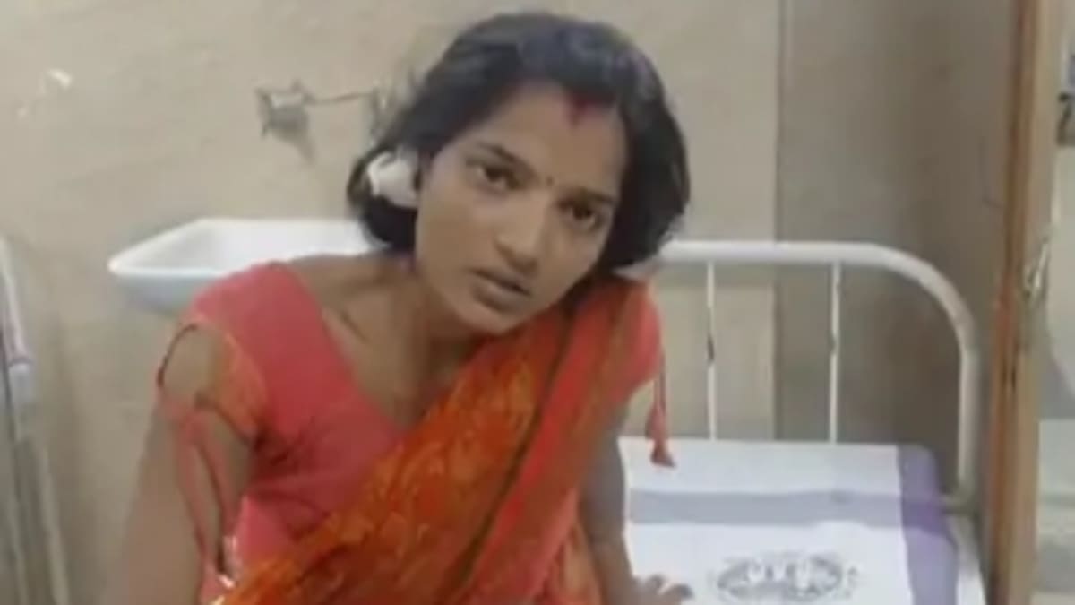 पटना में महिला की बेरहमी से पिटाई, नकाबपोशों ने डायन कह दुकान में घुसकर किया हमला