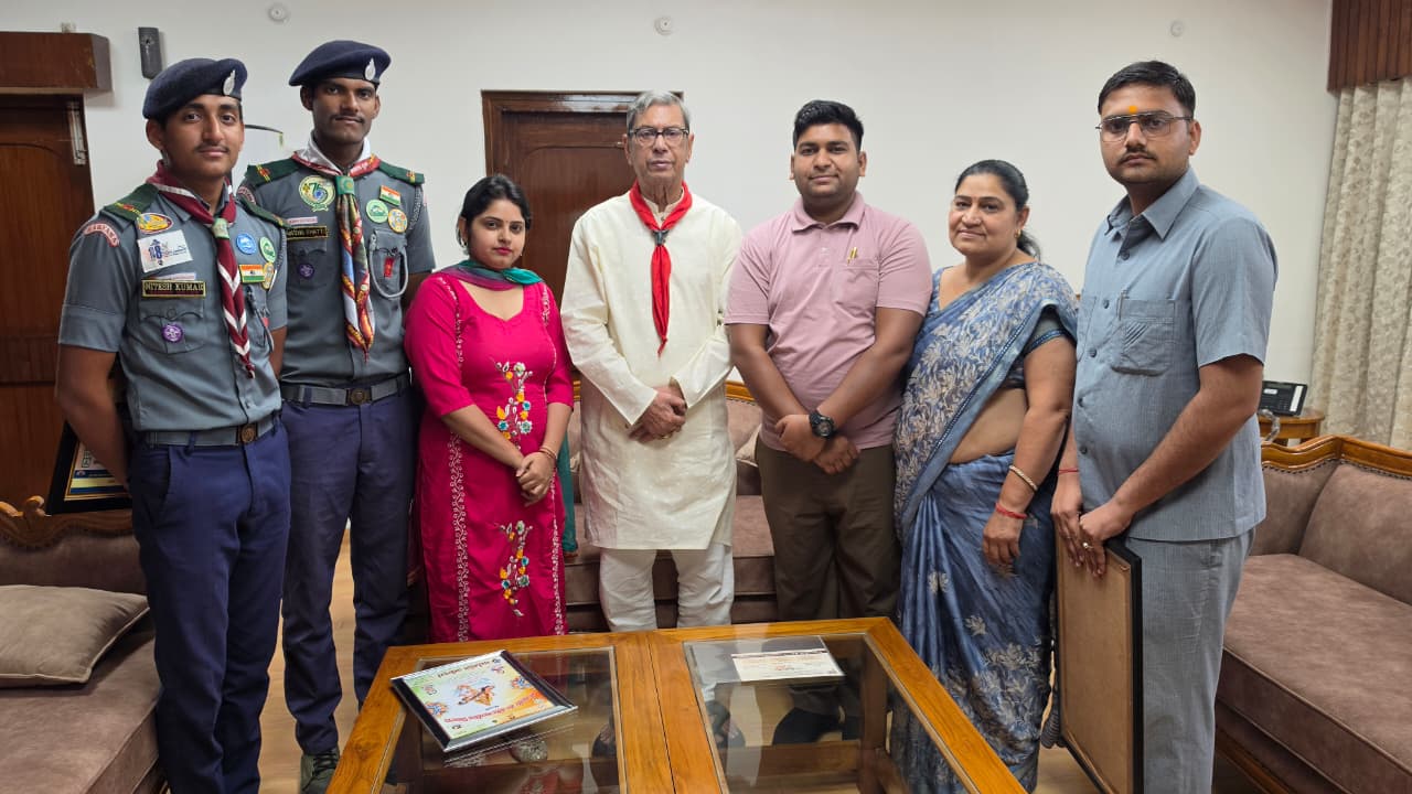 विश्व पशु चिकित्सा दिवस पर जागरूकता का संदेश: “रेबीज और बर्ड फ्लू से समाज की ढाल हैं पशु चिकित्सक”