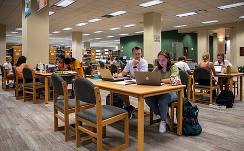 कनाडा का नया इमिग्रेशन कानून: 9 हजार पंजाबी समेत 30 हजार प्रवासियों पर संकट, जानें पूरी खबर